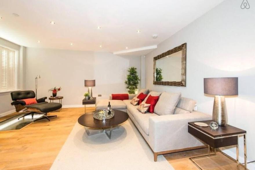 The Norfolk Escape - Beautiful & Bright 4 Mews Homes with 16BDR