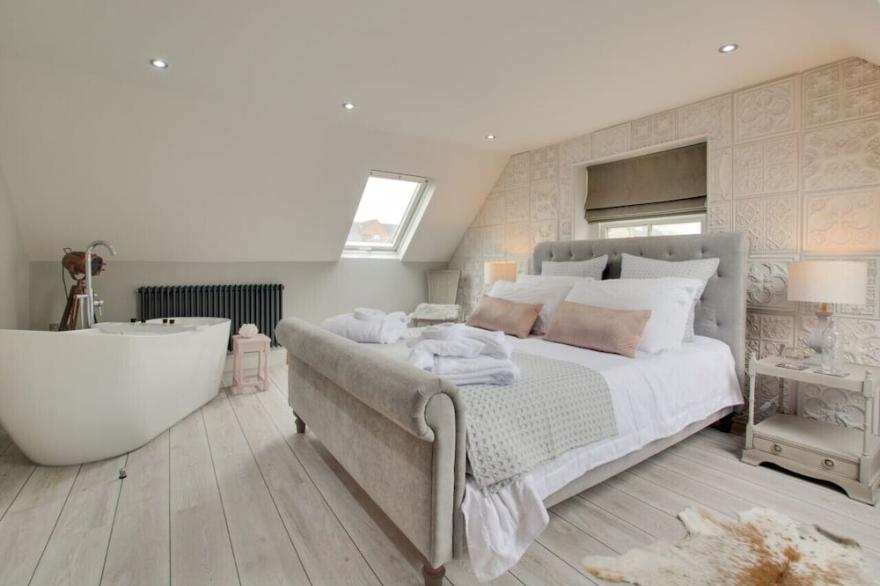 The Old Print Shop - One Bedroom House, Sleeps 2