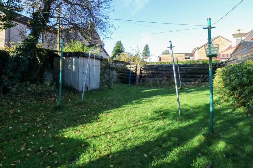 GEORGE COTTAGE, pet friendly, with open fire in Blairgowrie