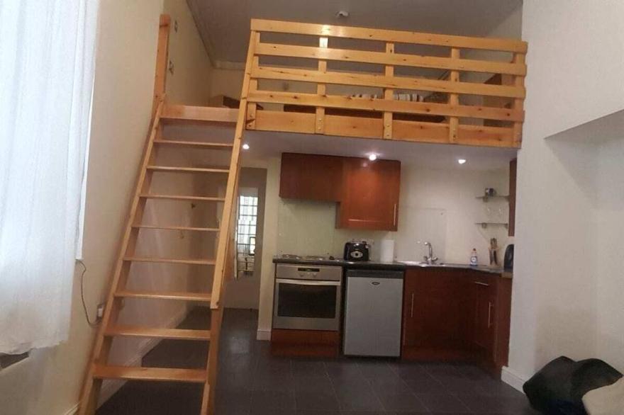 city centre flat in hulls old town