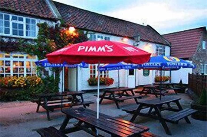 HAYSTACK COTTAGE SLEEPING 3 <br>NEXT TO THE FOX COVERT PUB YARM S/C. B&B