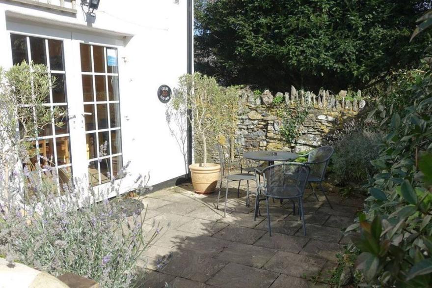 Central River View Cottage, Perfect for Families