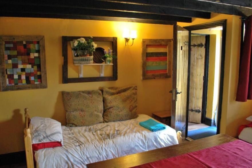 THE BYRE COTTAGE SLEEPING 4<br>NEXT TO FOX COVERT PUB YARM<br>B&B. S /C.