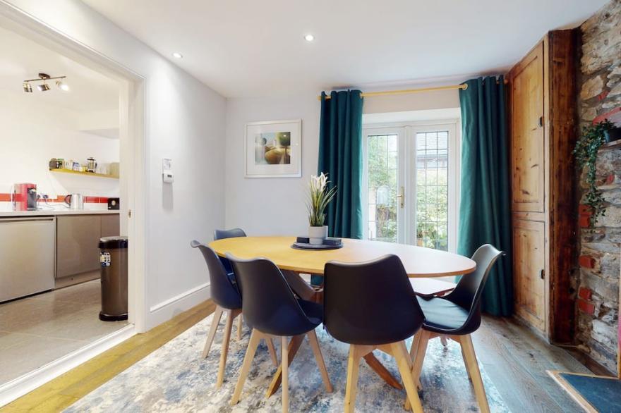 21 CROSS STREET, pet friendly, country holiday cottage in Lynton