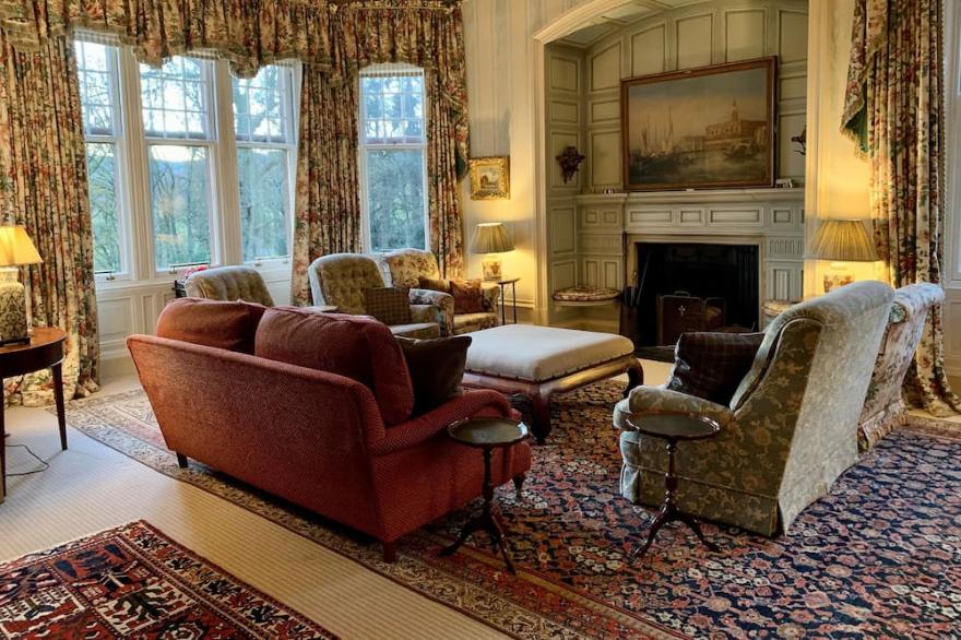 DUNGARTHILL HOUSE, pet friendly, character holiday cottage in Dunkeld