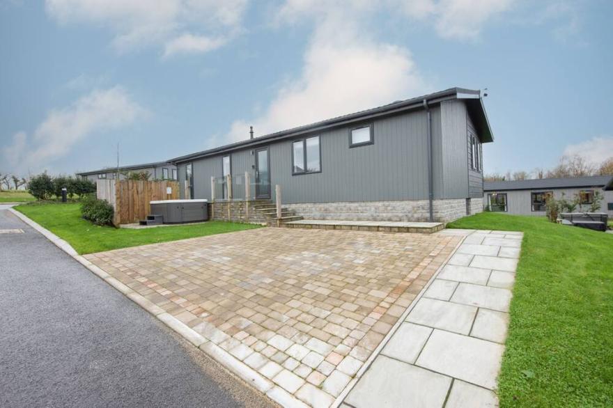 Bluebell Lodge, 29 Roadford Lake Lodges