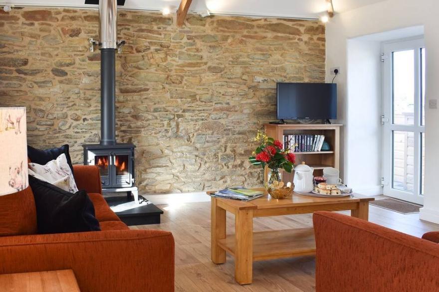 3 bedroom accommodation in Mount Hawke, near St Agnes