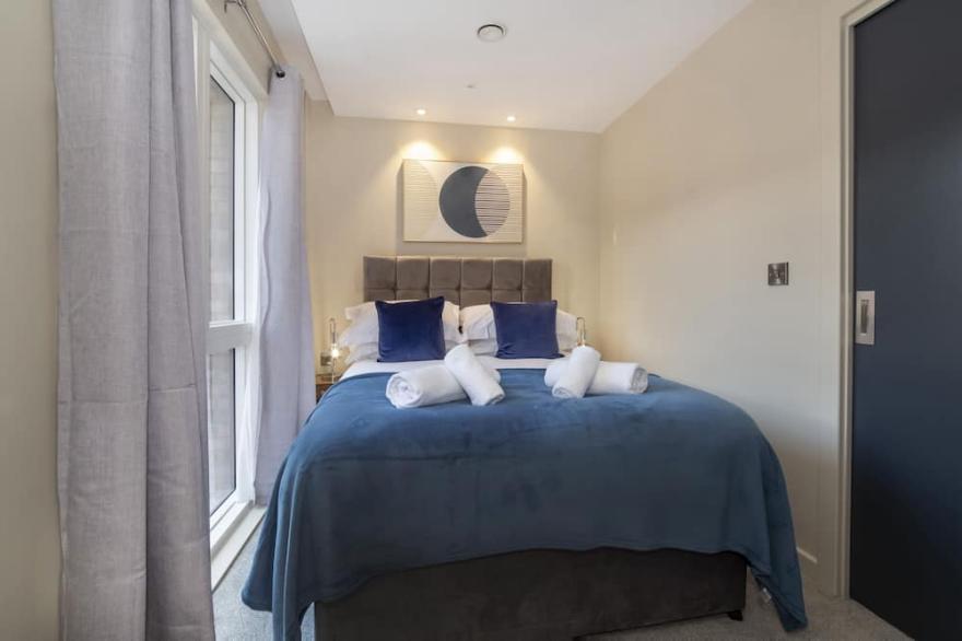Apartment 28 Hudson Quarter Luxury Apartments - sleeps 4 guests  in 1 bedroom