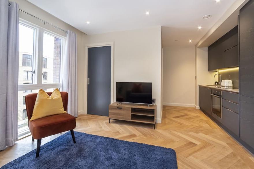 Apartment 28 Hudson Quarter Luxury Apartments - sleeps 4 guests  in 1 bedroom