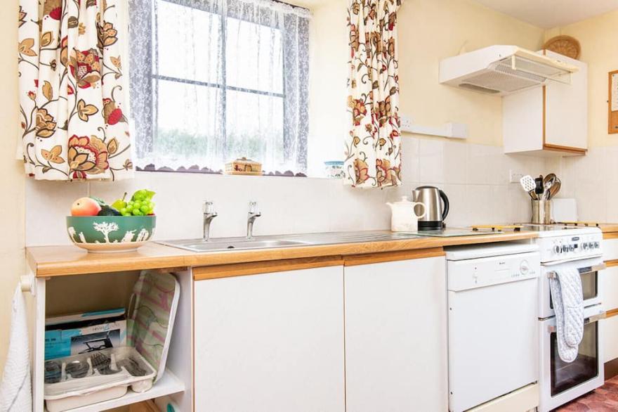 Thumbelina, a converted cottage only a 10 minute drive from Henry VIII's famous Pendennis Castle