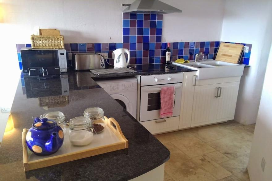 Barns on The Kymin, Monmouth. Rural location with lovely views. Sleeps 10/12