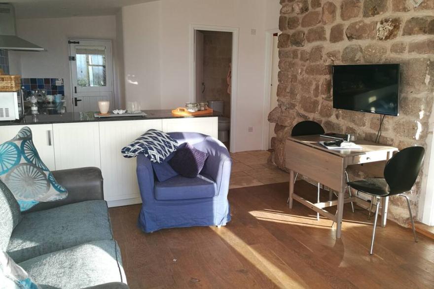 Barns on The Kymin, Monmouth. Rural location with lovely views. Sleeps 10/12