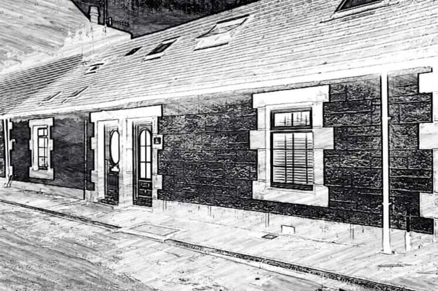 Quirky 3 Bedroom Cottage, Sleeps 7 Guests
