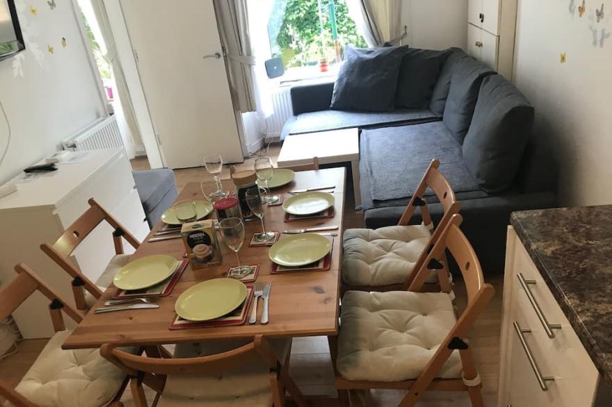Edinburgh 3 bedrooms Central Apartment