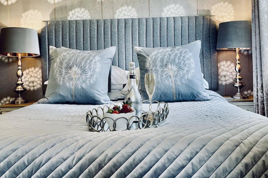 Cotswold Chic Retreats 