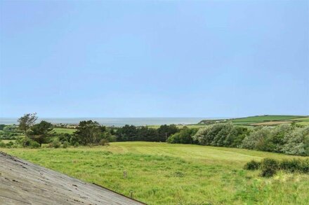 Charming 2 Bedroom Holiday Cottage nr Bude