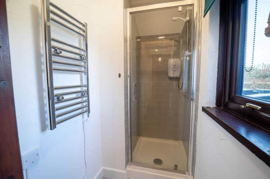 Charming 2 Bedroom Coastal Cottage nr Bude
