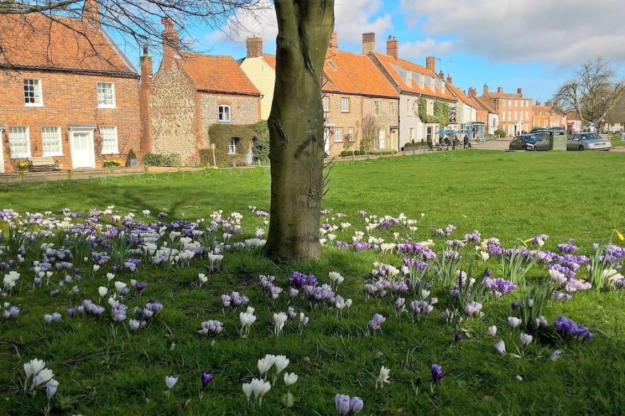 Newly reburbised detached house in the heart of Burnham Market