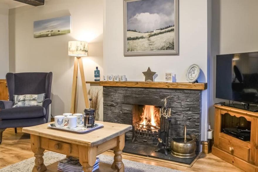 2 bedroom accommodation in Frizington