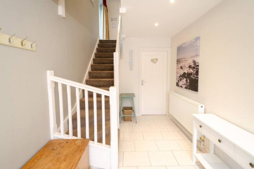 Oak Howe - Two Bedroom House, Sleeps 4