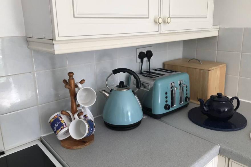 Waterside Cottage, River views, Cycling on Camel Trail, Free WiFi, Cornwall