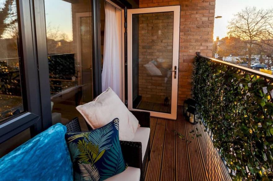 Classy Cricklewood Home