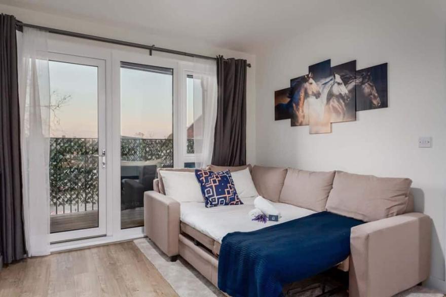 Classy Cricklewood Home