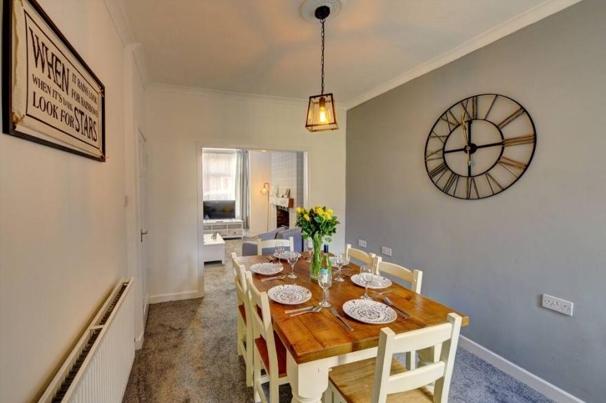⭐️Kraken Cottage - Just minutes walk from the beach ⭐️