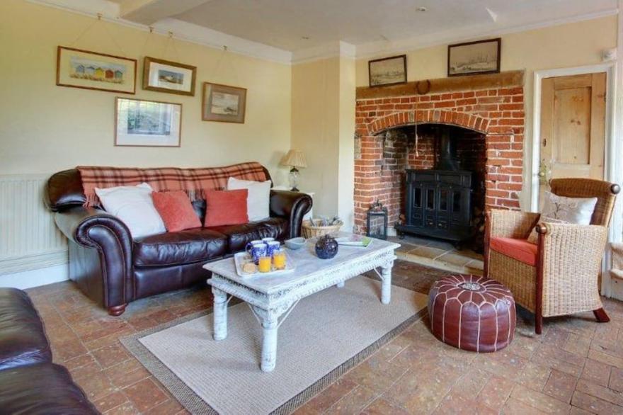 Dunwich Suffolk -Lovely 4 bedroom Cottage In Peaceful Seaside Village, with WiFi