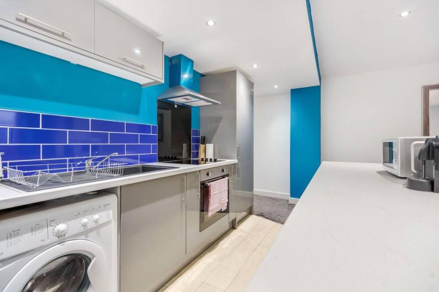 Cerulean Suite by Sasco Apartments
