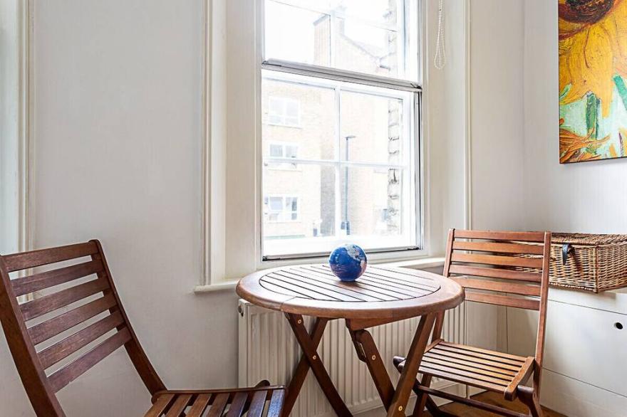 Farringdon Leo Loft