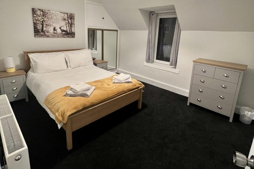 Brand New Gorgeous 3 Bedroom House - Inverness
