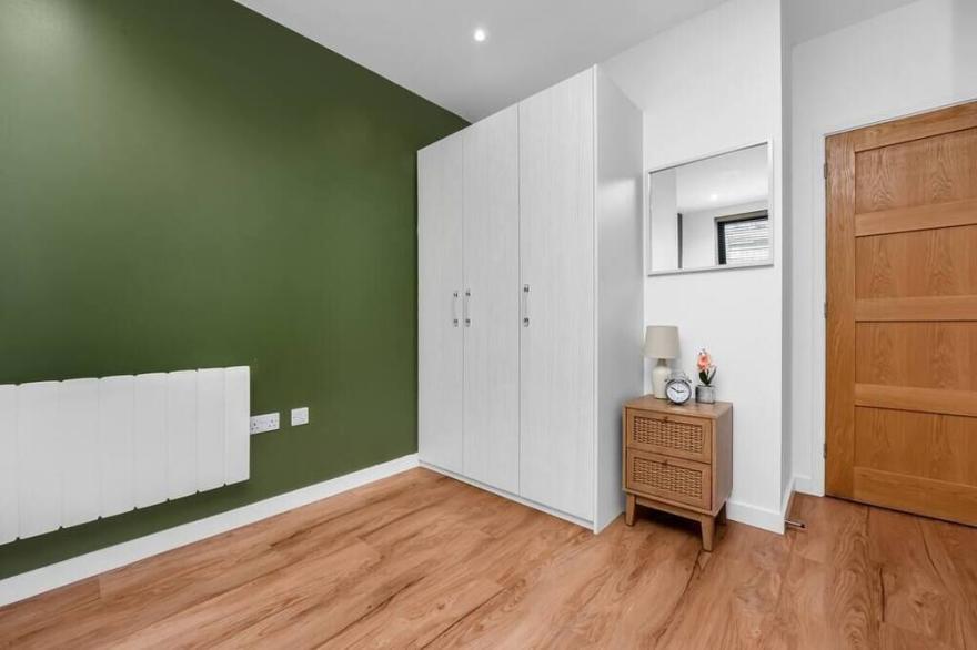 Modern and Relaxing Studio Flat in Prime Location