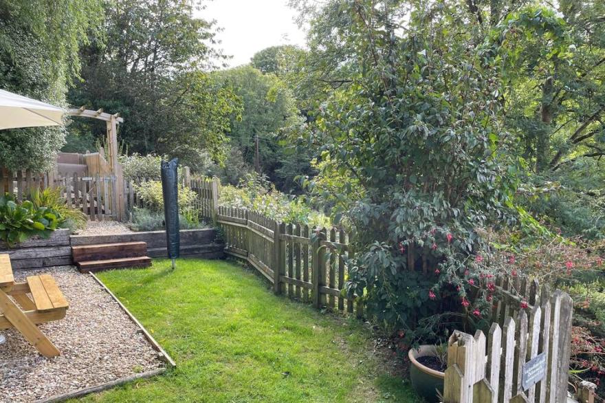 A ‘Special’ Schoolhouse for 2<br>DEEP STEAM CLEANED AND SANITISED