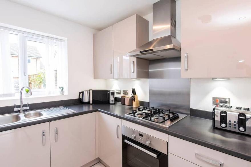 Lovely 2-Bed House in Manchester