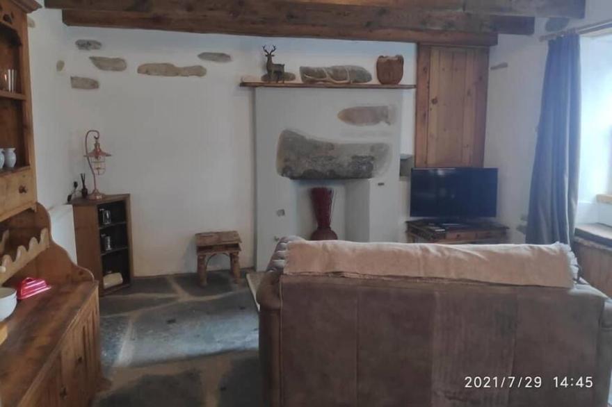 Bespoke 1 Bed Cottage in Dunbeath village.