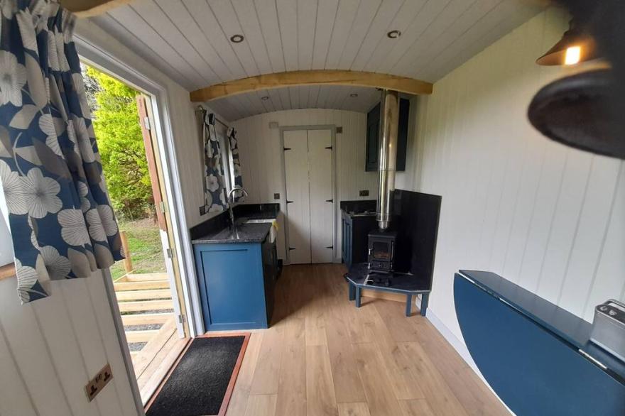 New Shepherd'shut in peaceful eco  location
