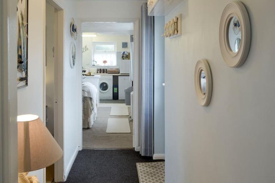1 bedroom accommodation in Pen-y-Sarn, near Amlwch