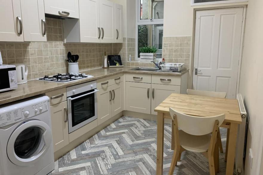 Seawards is a 2 Bedroomed Appt overlooking The Crescent Bandstand and Seafront