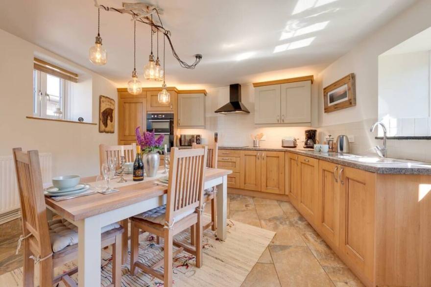 Cob Cottage in the beautiful Swansea