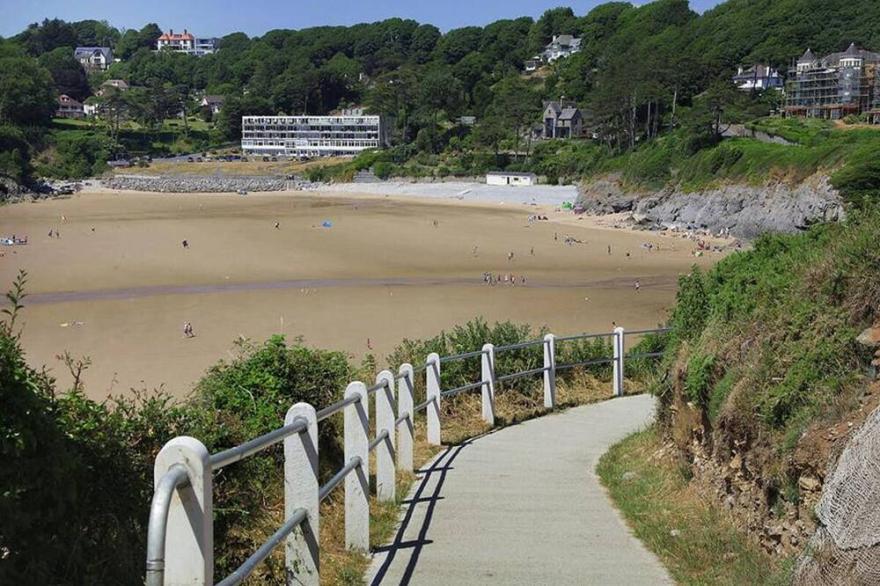 Valleyview in the beautiful Swansea