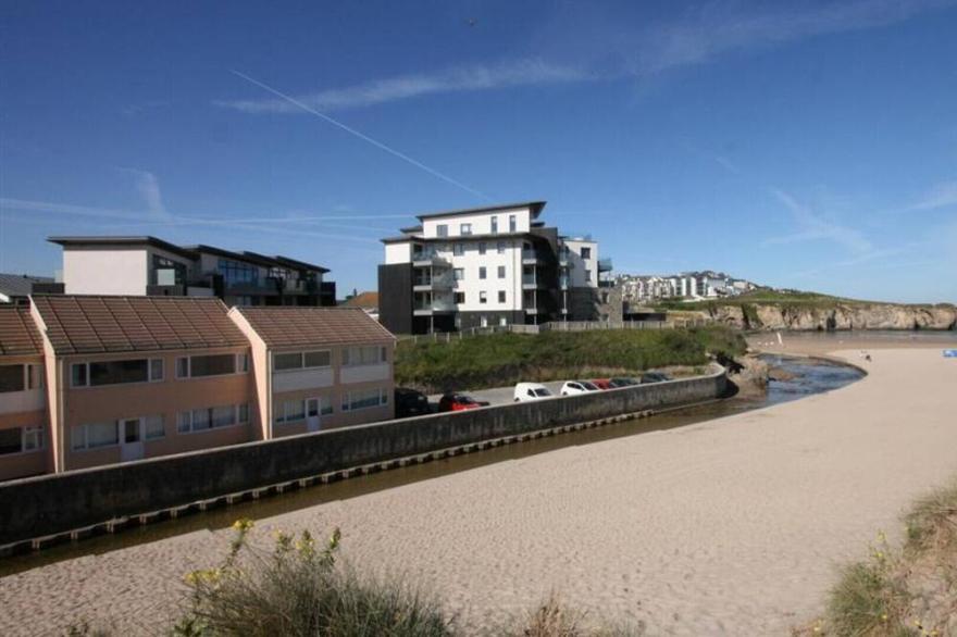 White Waves, a privately owned holiday flat with direct access onto the sandy dunes and the sea