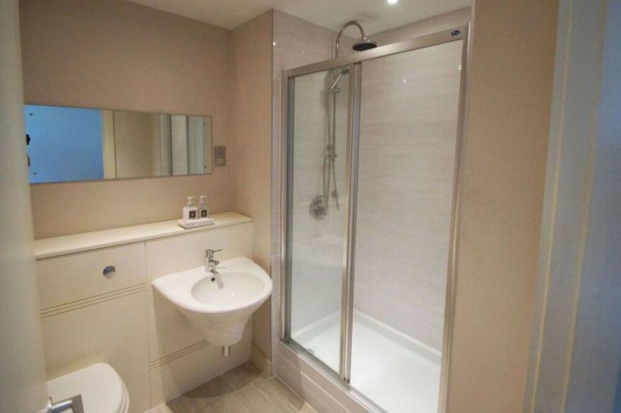 Lovely apartment for 4 people with TV, balcony and parking