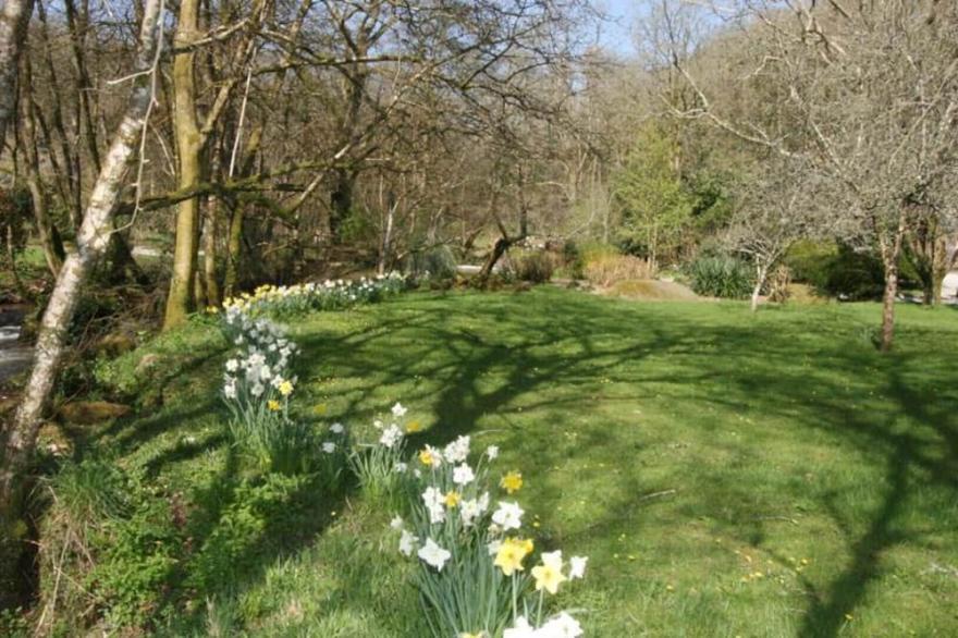 Cider Press, 1 bedroom pet friendly converted cider press a short drive from the eden project