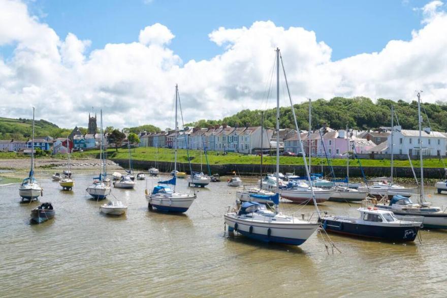 Angorfa Aberaeron Apartment