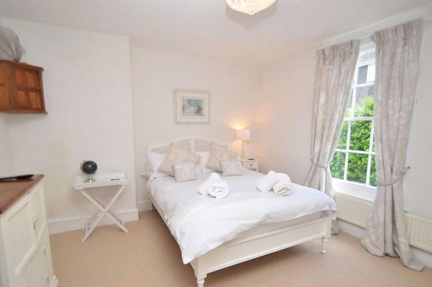 Vacation home Rebs in Dartmouth - 6 persons, 3 bedrooms