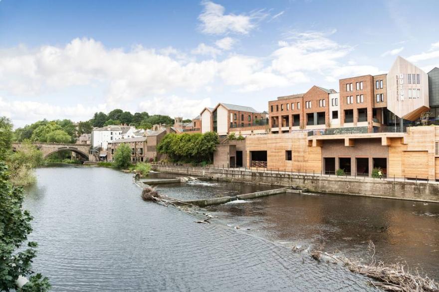 Central Durham Riverfront Apartment with Free Parking