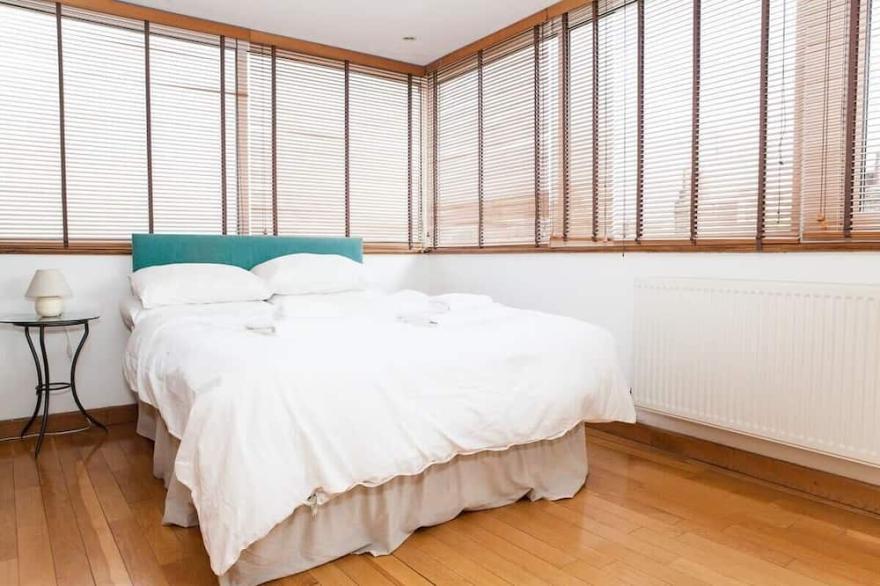 Spectacular Central 4-Bedroom Close To London Eye