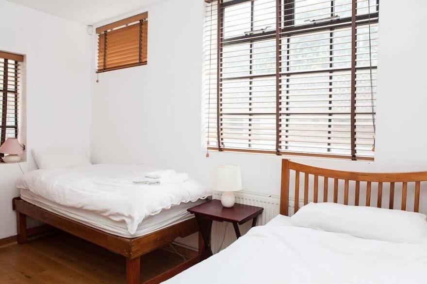 Spectacular Central 4-Bedroom Close To London Eye