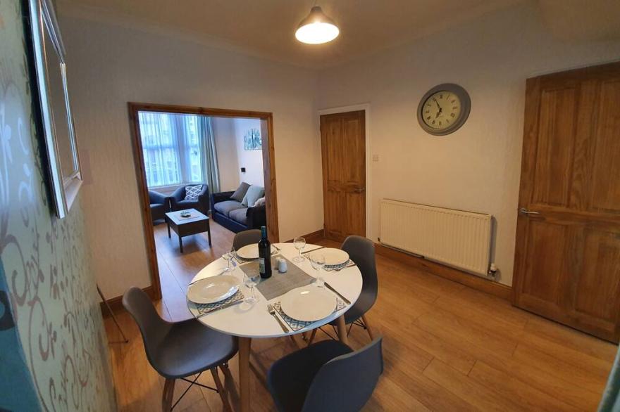 CENTRAL SCARBOROUGH - Pet friendly. FREE PARKING & WIFI